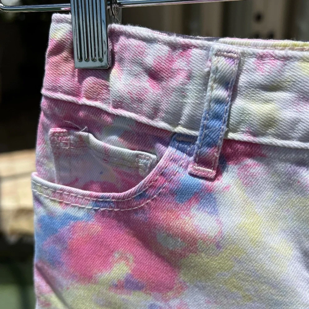 Gap Kids 1969 Tie-Died Jean Shorts - Picture 5 of 15